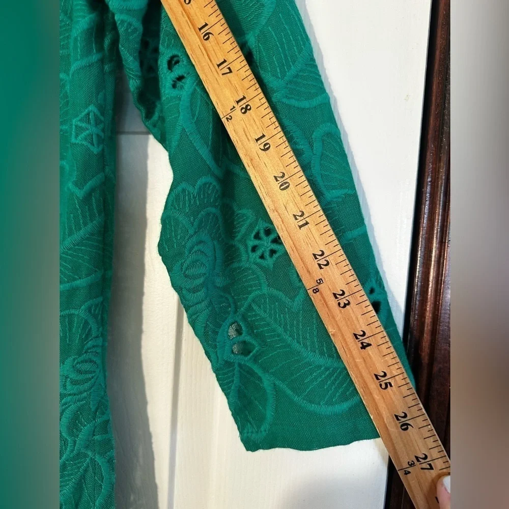 AKEMI + KIN Anthro Boho St. Patty’s Irish Burnout Green Eyelet Tunic XS PRISTINE